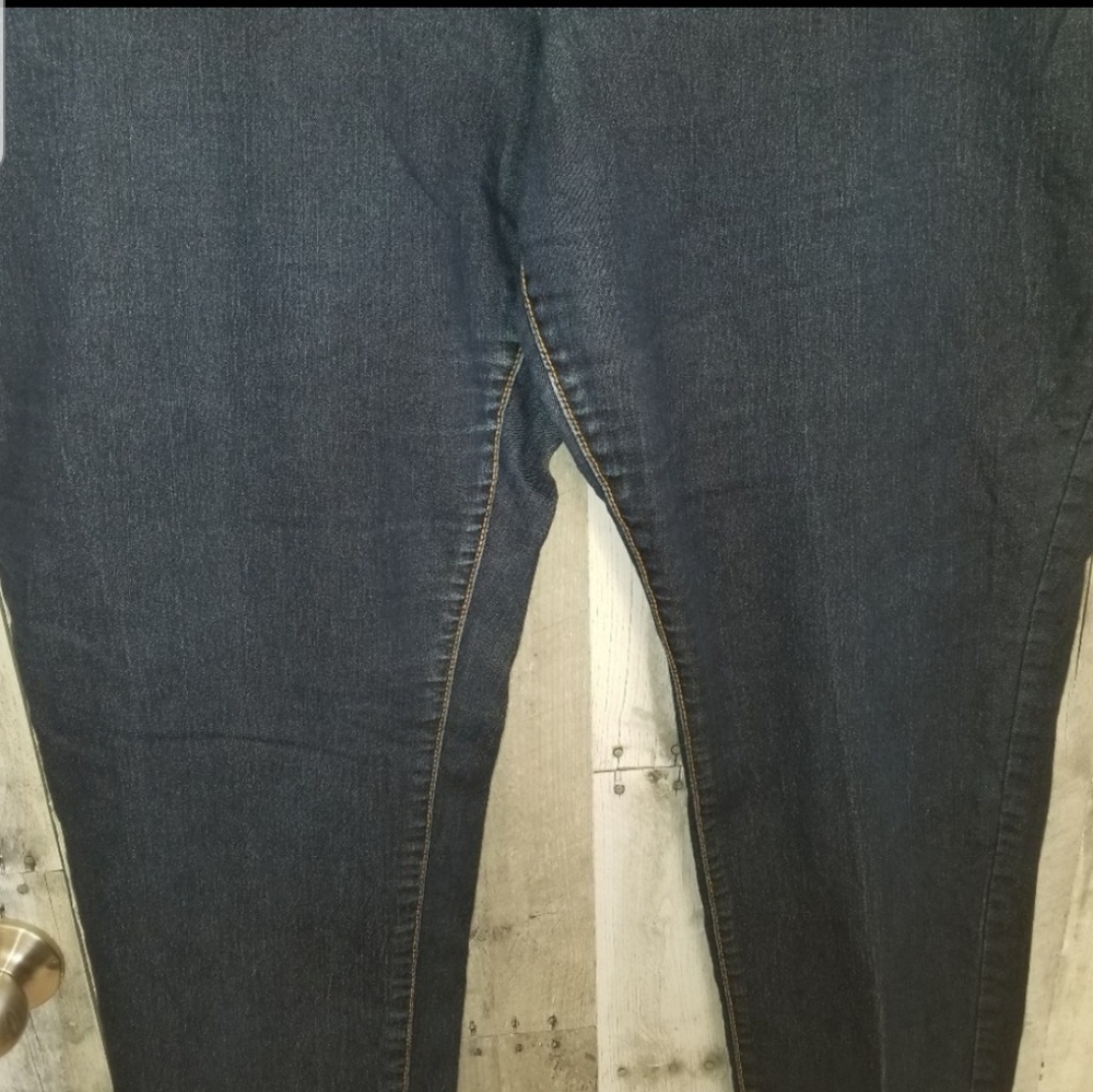 Skinny Jeans - Picture 3 of 7